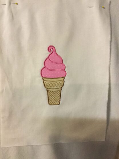 Scoop It Up – Soft Serve Cone